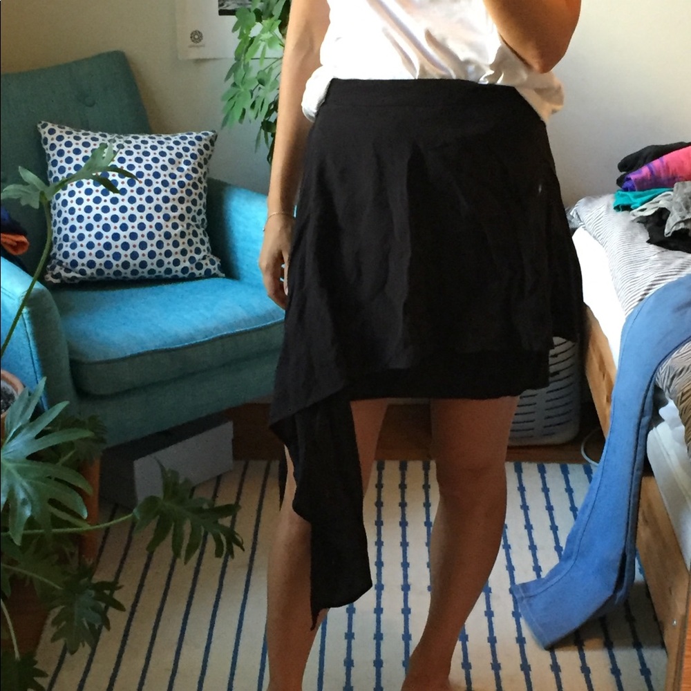 Asymmetrical black skirt